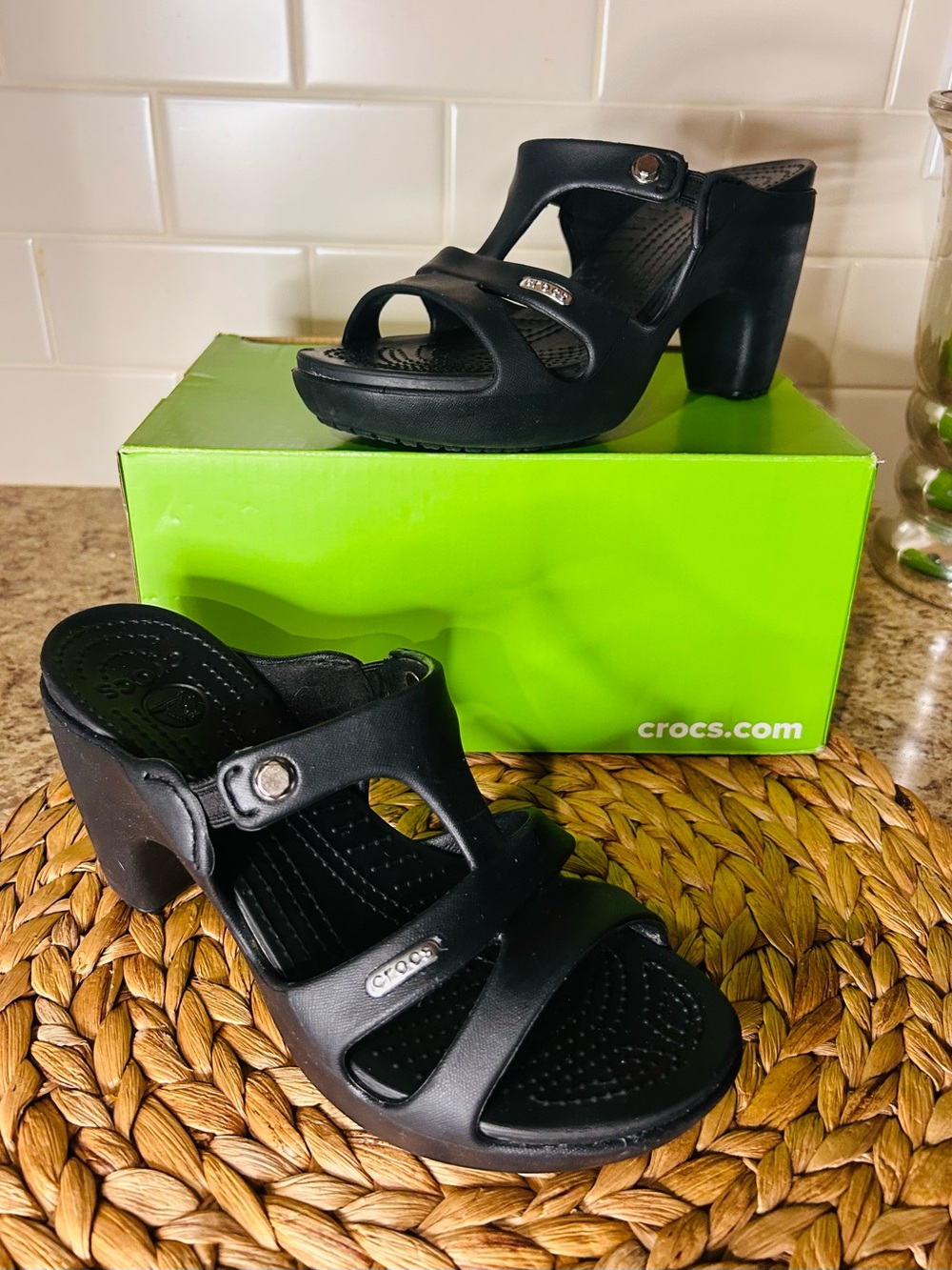 CROCS Cyprus IV High Heels Strappy Coquette Black Silver Studs